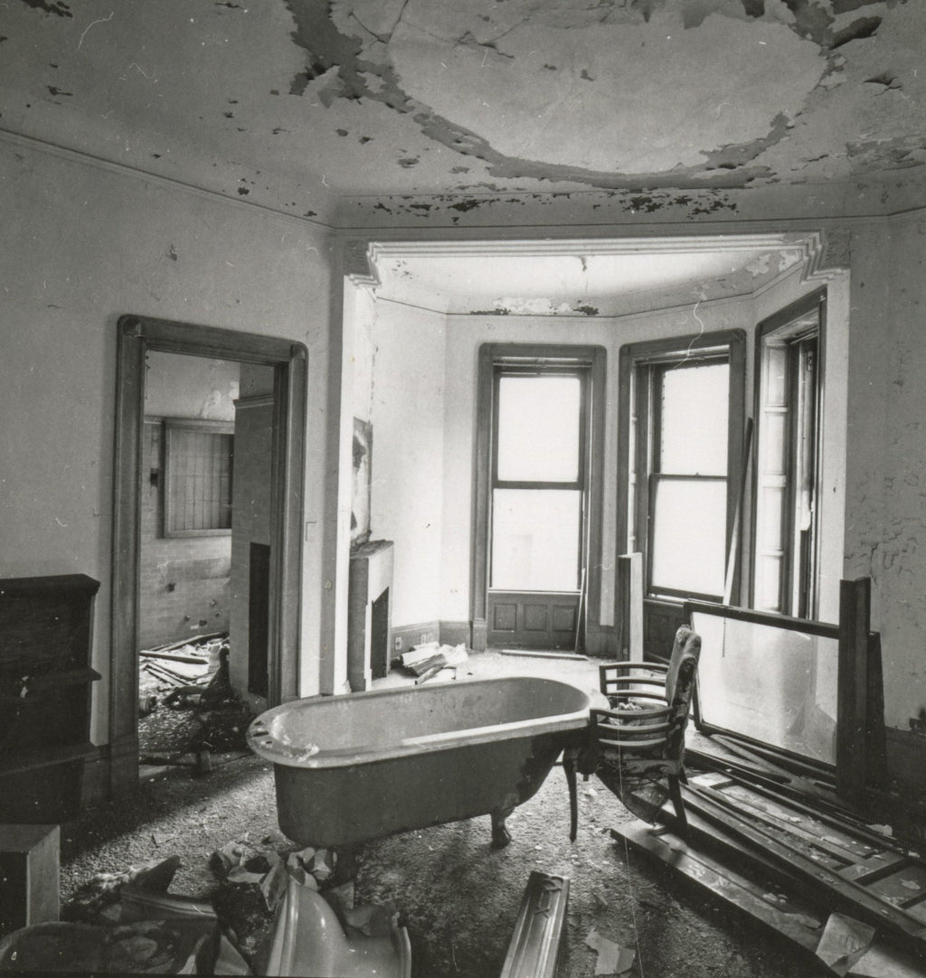 john wellborn root-designed anderson pressed block salvaged from burnham and root's 1885 edwin e. ayer residence during demolition in 1966