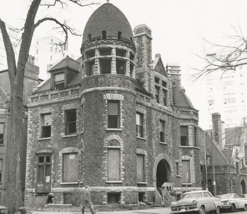 john wellborn root-designed anderson pressed block salvaged from burnham and root's 1885 edwin e. ayer residence during demolition in 1966
