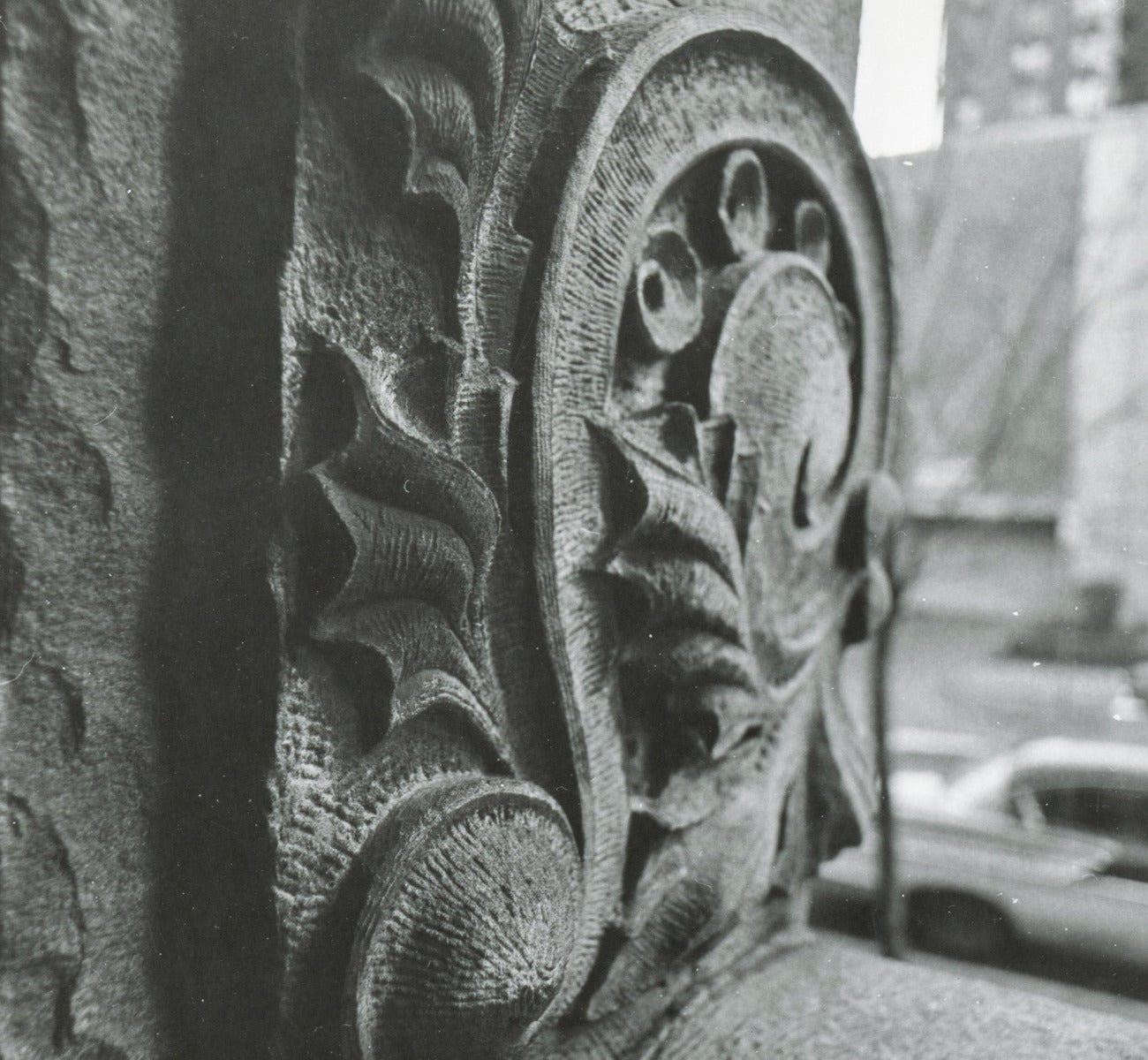 john wellborn root-designed anderson pressed block salvaged from burnham and root's 1885 edwin e. ayer residence during demolition in 1966