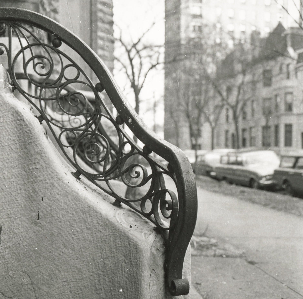 john wellborn root-designed anderson pressed block salvaged from burnham and root's 1885 edwin e. ayer residence during demolition in 1966