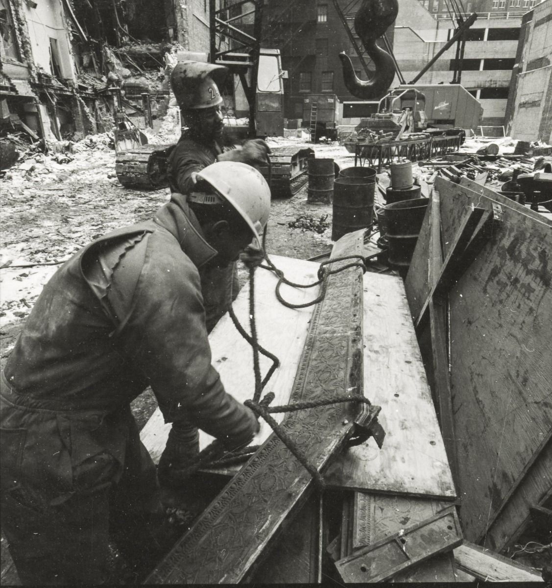 original 1894 louis h. sullivan-designed chicago stock exchange building cast iron staircase stringer executed by winslow brothers