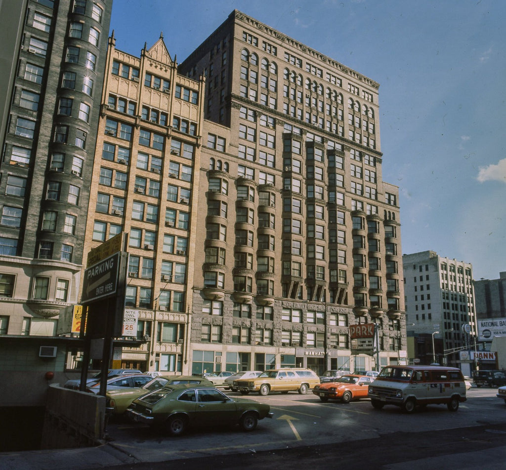 original simeon b. eisendrath-designed plymouth building interior lobby copper-plated cast iron newel post by winslow brothers of chicago