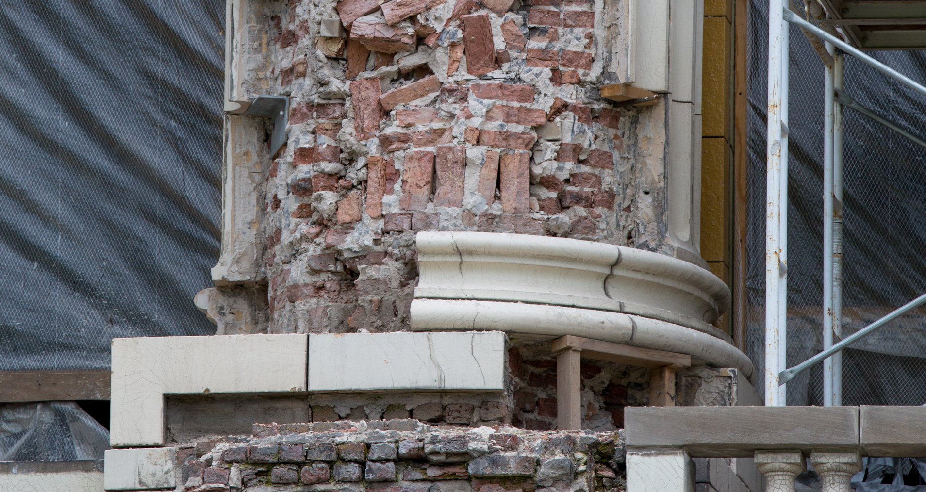 original 1914 white glazed terra cotta fluted column fragment salvaged from cook county hospital