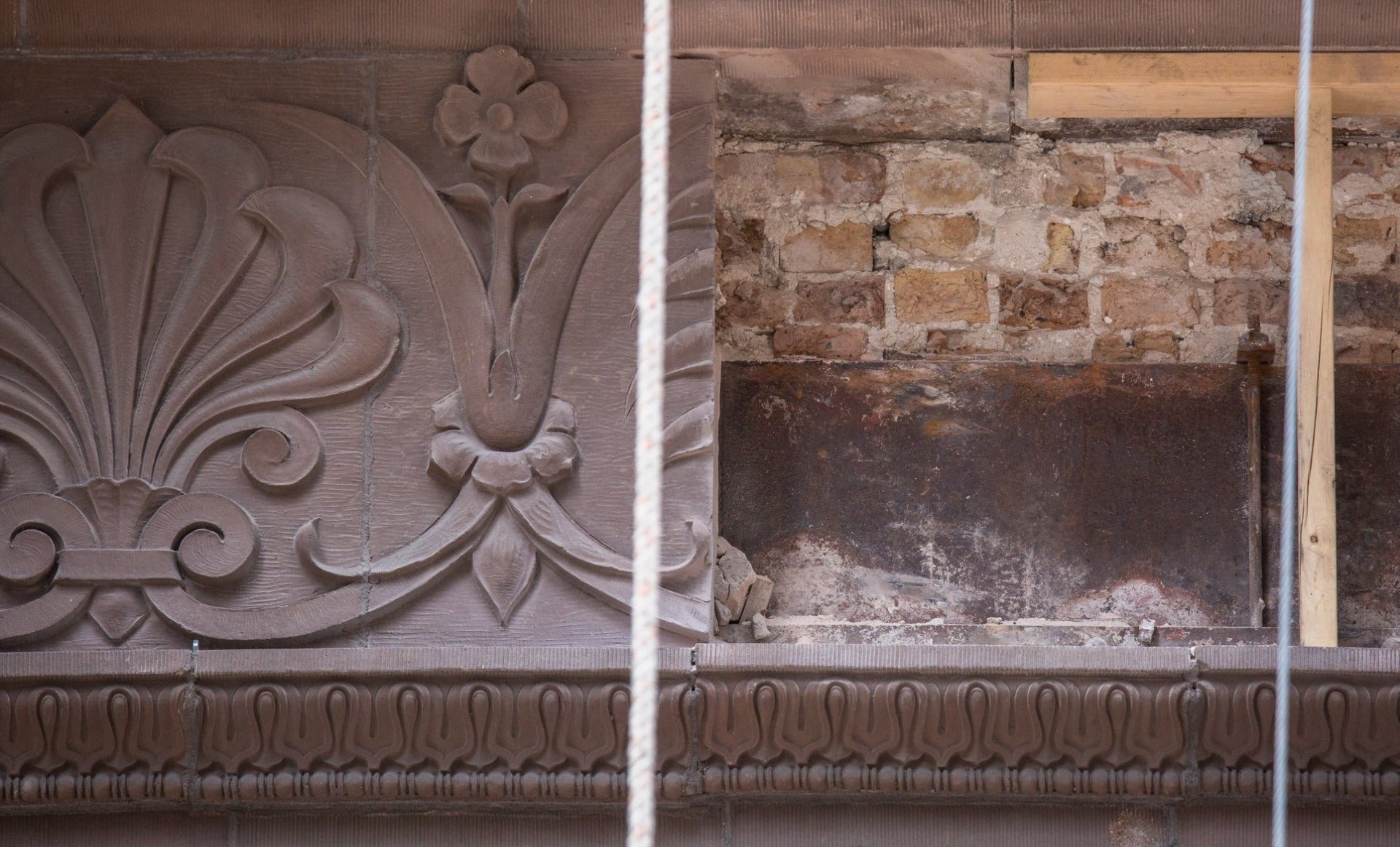 faithfully recast martin roche-designed marquette building terra cotta panel fabricated for building's restoration in 2019