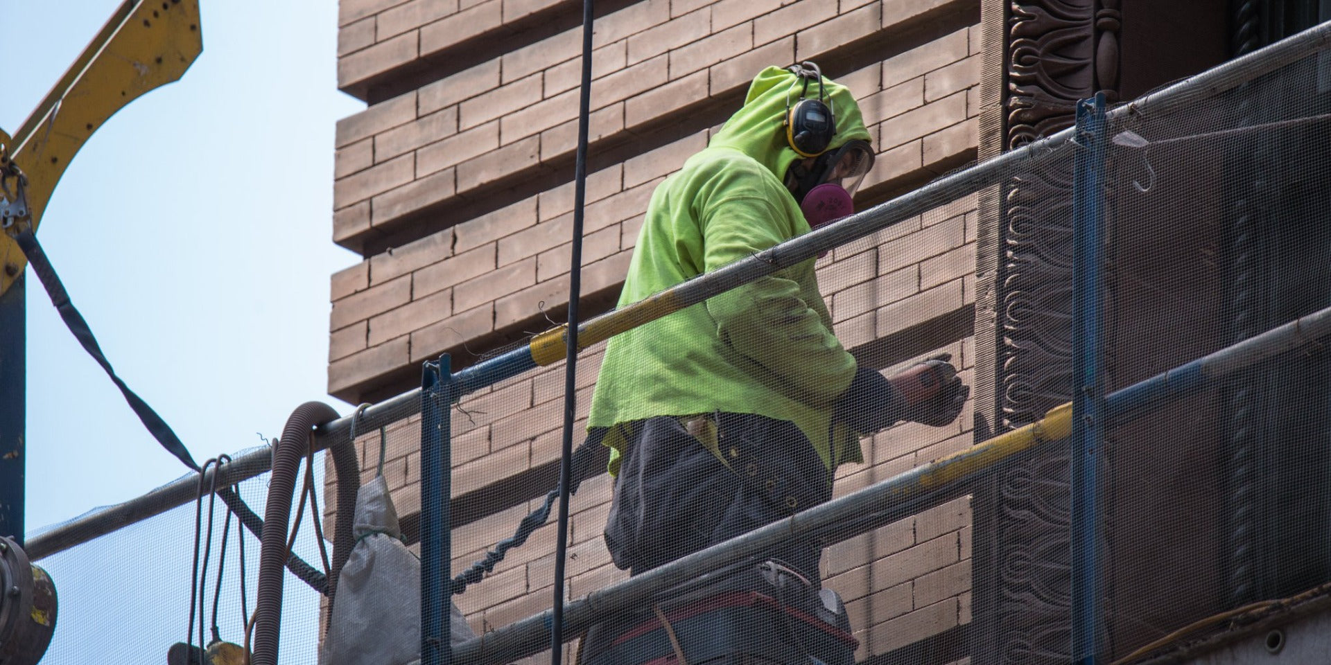 faithfully recast martin roche-designed marquette building terra cotta panel fabricated for building's restoration in 2019