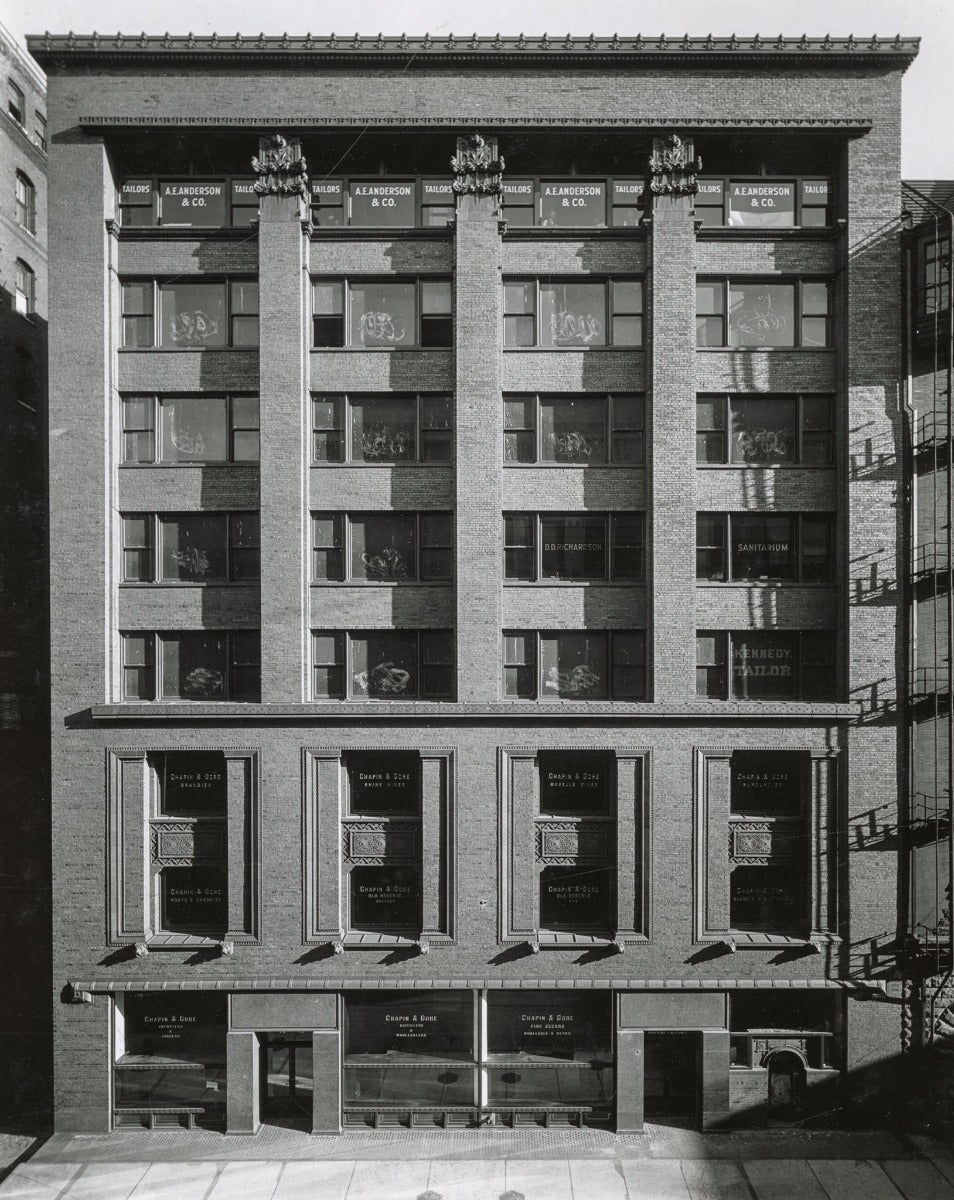 museum quality original hugh garden-designed speckeled glazed terra cotta corbel salvaged from the 1904 chapin and gore building
