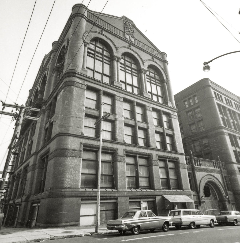 john wellborn root-designed 1888 kansas city board of trade building custom doorknob with bower-barff finish