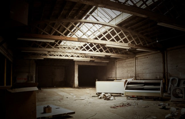 single-sided c. 1918 antique american industrial single-sided stamped steel factory freight elevator "4000lbs capacity car or cab informational sign with faint brass plating