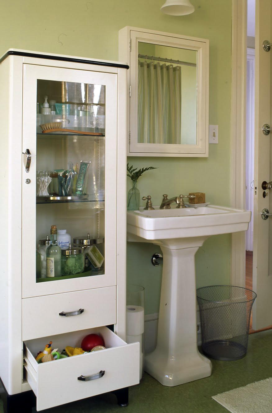 very clean and well-maintained original late 1930's vintage american medical "steeline" freestanding hospital examination room supply cabinet