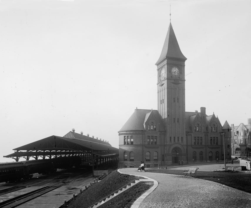 very distinct and highly detailed american 19th century northwestern railway "lake front" depot building exterior red terra cotta grotesque corbel