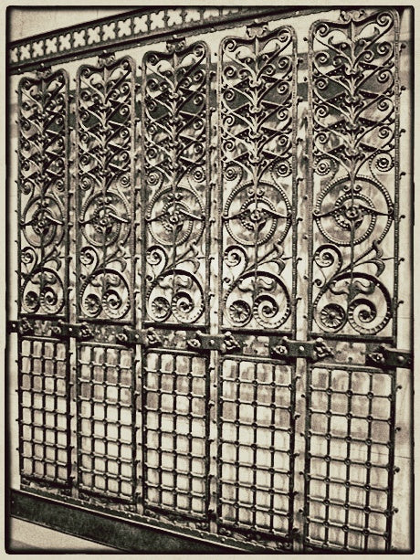 original 19th century antique american museum-quality william lebaron jenney-designed manhattan building cast iron elevator grille