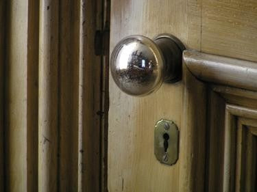 original 19th century antique american interior residential "mercury" glass passage size doorknob with footed shank