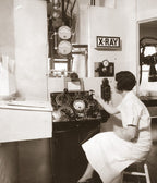 unique c. 1960's vintage medical wall-mount hospital radiology department "x-ray in use" illuminated indicator swivel light