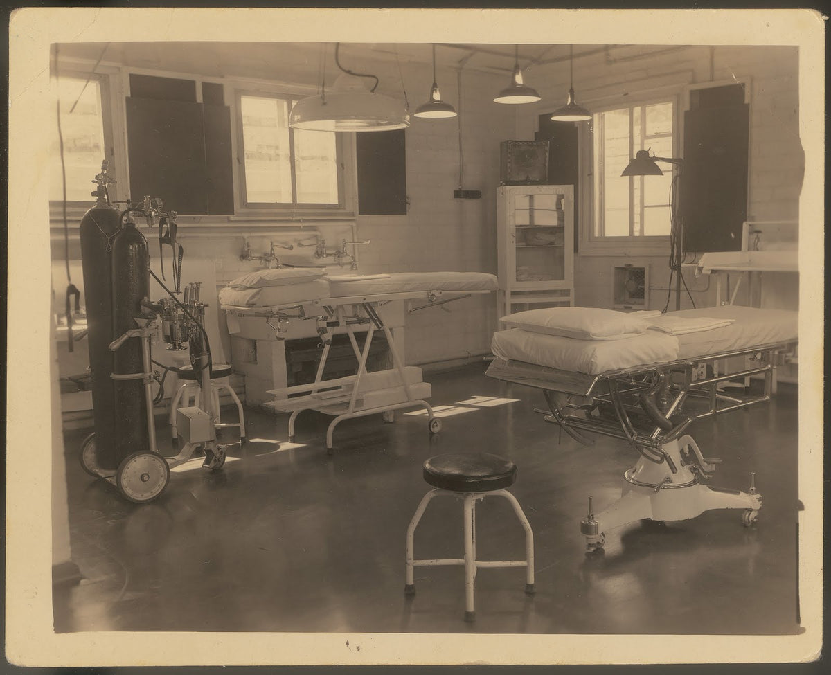 early 20th century original and intact highly desirable american medical cold-rolled steel hospital operating room supply cabinet with cabriole style legs